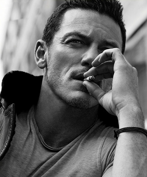 luke-evans-by-zeb-daemen_ttgp1